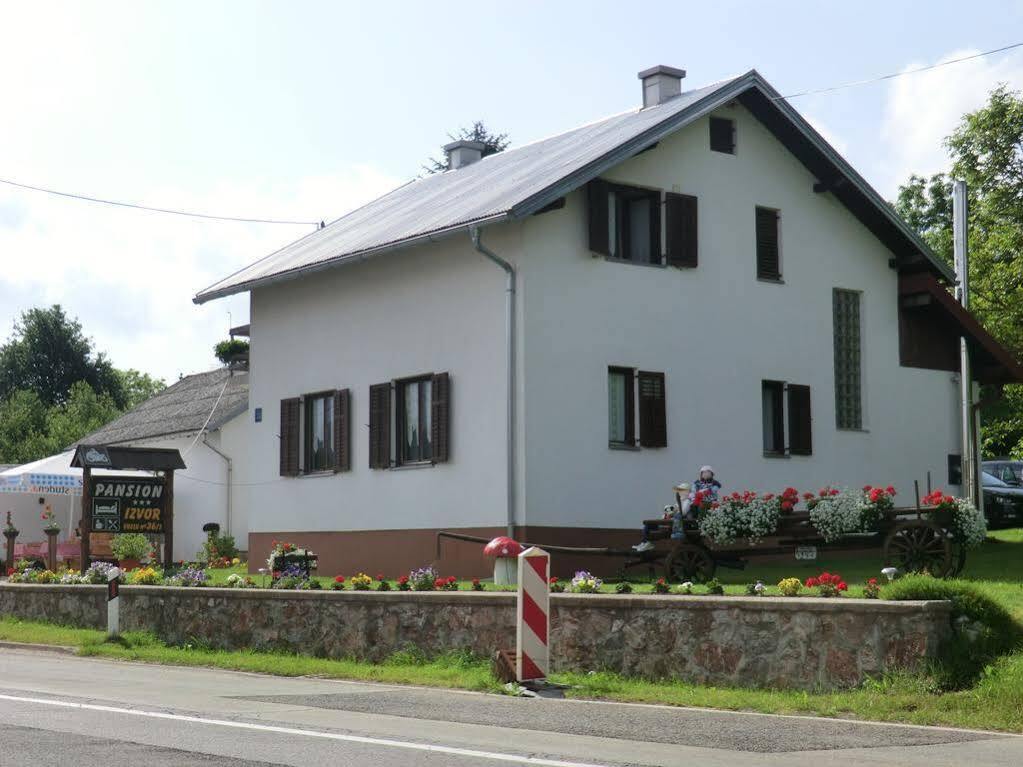 Pansion Izvor Hotel Korenica Exterior foto